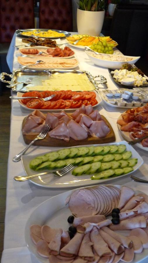 וולפסבורג Hotel Rodizio Ug מראה חיצוני תמונה