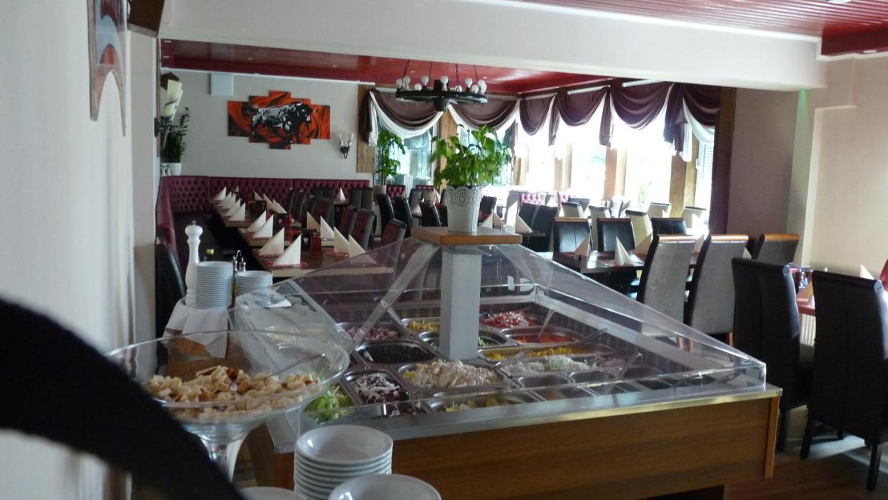וולפסבורג Hotel Rodizio Ug מראה חיצוני תמונה