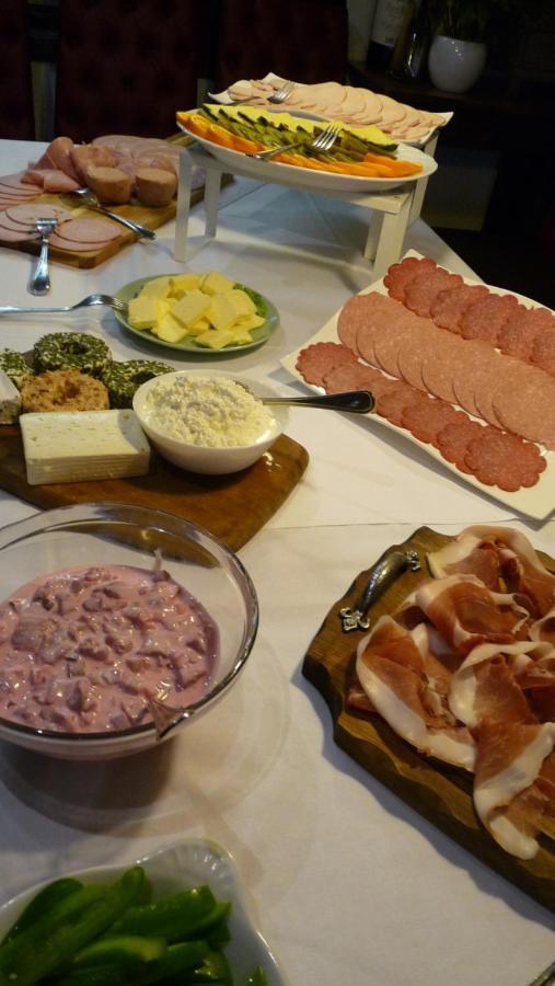 וולפסבורג Hotel Rodizio Ug מראה חיצוני תמונה